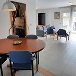 Apartament En Con Piscina Comunitaria Y Terraza, A 10 Minutos De La Playa - Es-170-32 *