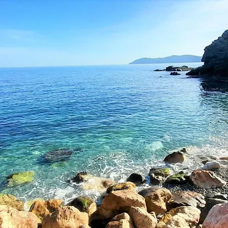 Apartament En Con Piscina Comunitaria Y Terraza, A 10 Minutos De La Playa - Es-170-32 *